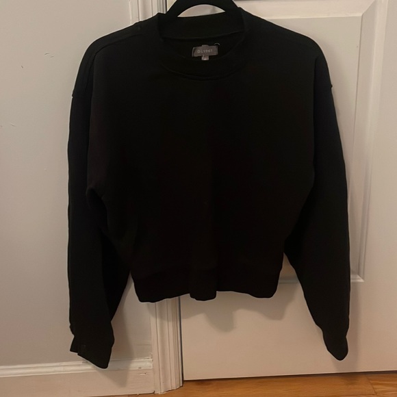 DL 1961 Black Crop Sweatshirt size M - Picture 1 of 4